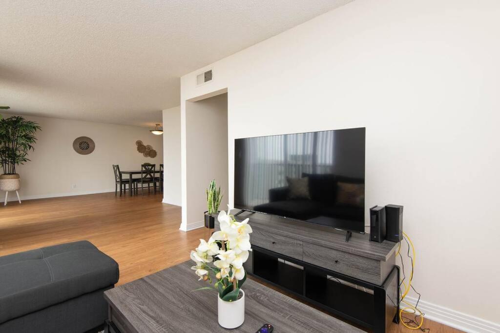 Apartment Sleep 7 Ocean View Two Bedroom Venice Beach 5 Min Walk